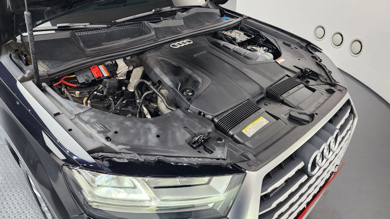 Audi Q7 45 TFSI quattro* ЛЮК* KEYLESS* КРАЙНА ЦЕНА, снимка 6 - Автомобили и джипове - 55302203