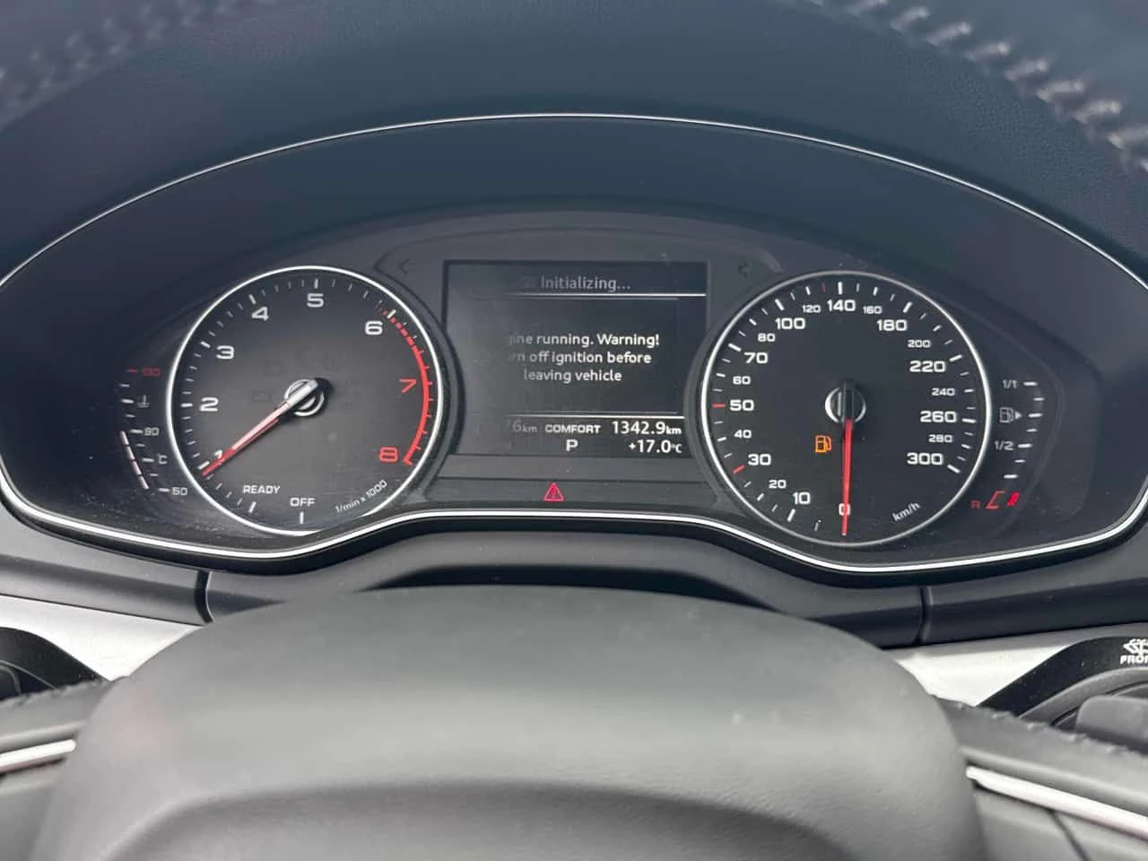 Audi Q5 * Komfort * CARFAX * БЕЗ ПЪРВОНАЧАЛНА ВНОСКА, снимка 17 - Автомобили и джипове - 55408620