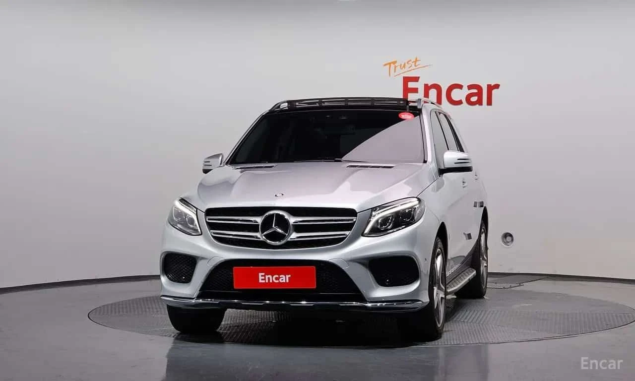 Mercedes-Benz GLE * GLE350 d 4MATIC * CARFAX * БЕЗ ПЪРВОНАЧАЛНА ВНОС, снимка 3 - Автомобили и джипове - 55558916