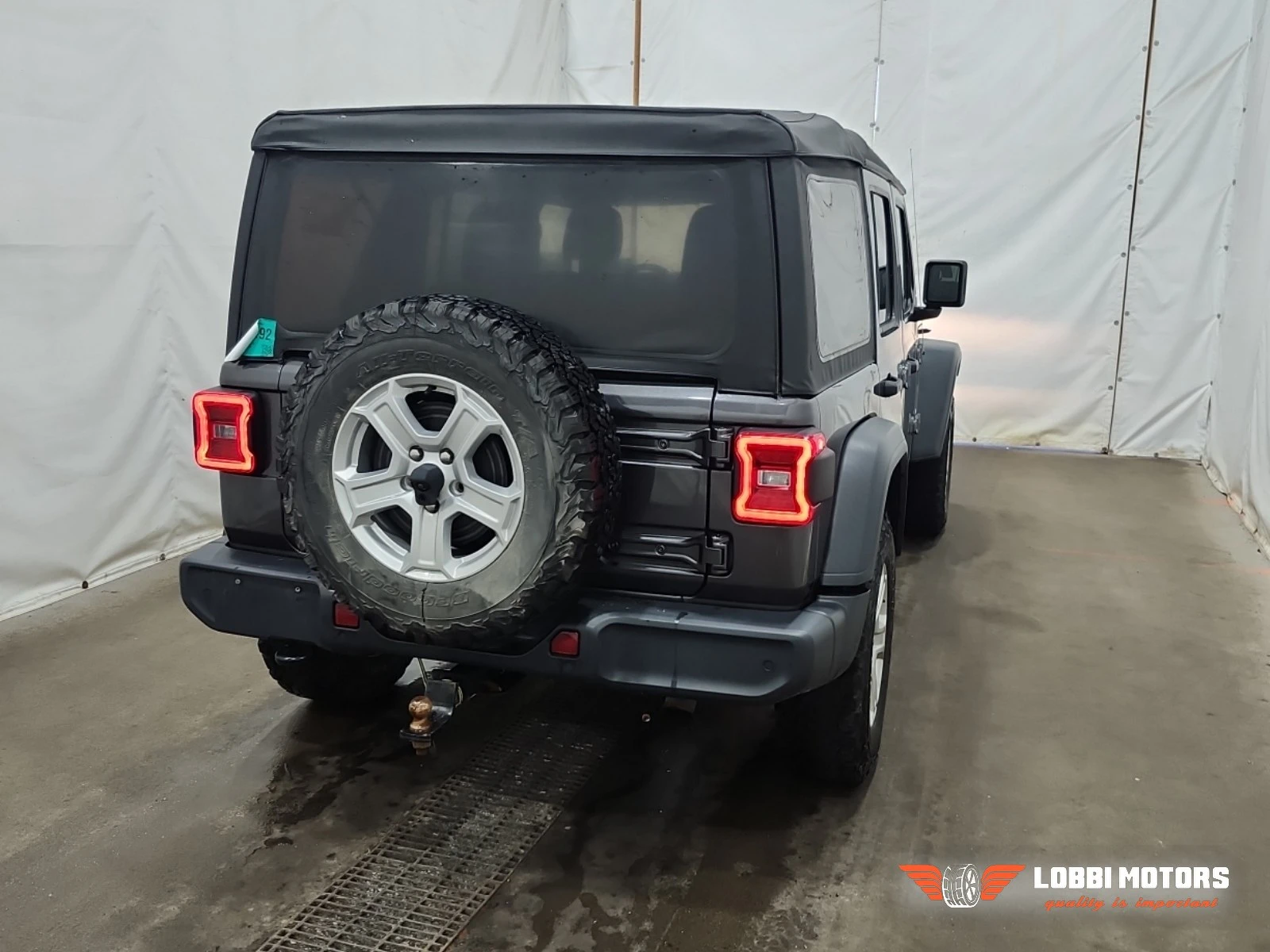 Jeep Wrangler, снимка 3 - Автомобили и джипове - 55928315