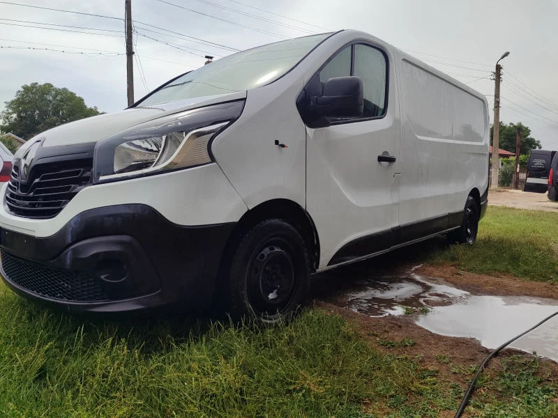 Renault Trafic, снимка 3 - Бусове и автобуси - 47840741