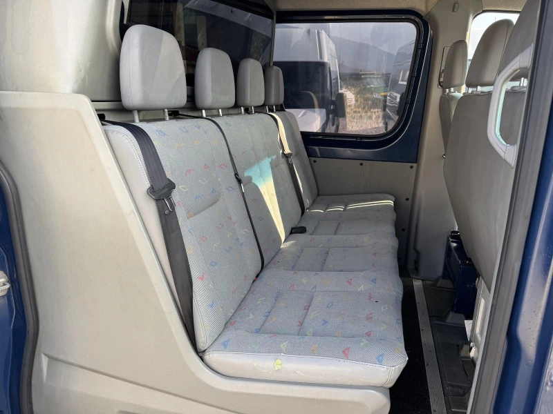 VW Crafter 7местен KLIMA, СЕРВИЗНА КНИЖКА, снимка 12 - Бусове и автобуси - 48764363