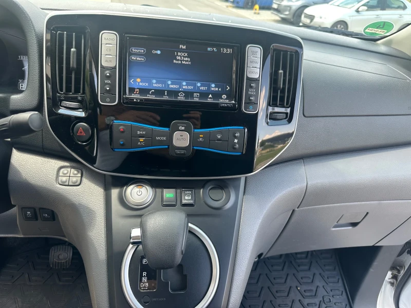 Nissan NV200 Електрически, снимка 12 - Бусове и автобуси - 51862652