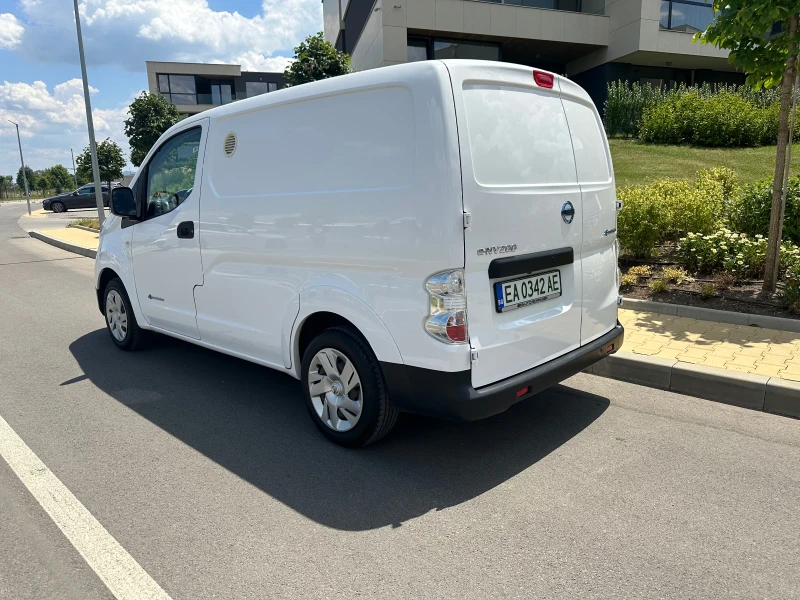 Nissan NV200 Електрически, снимка 4 - Бусове и автобуси - 51862652