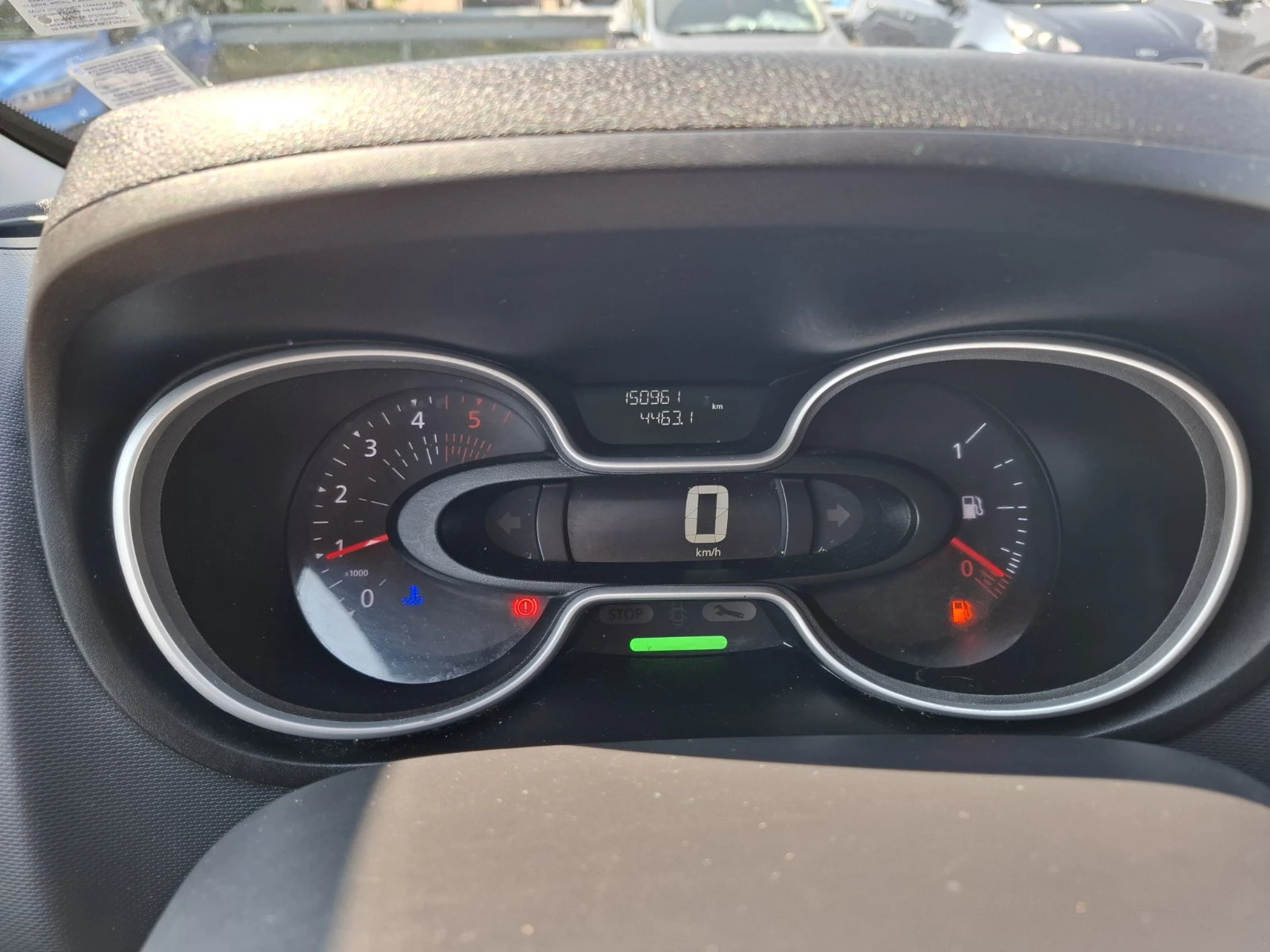 Renault Trafic 2.0 dci Van Life, снимка 11 - Бусове и автобуси - 55626882