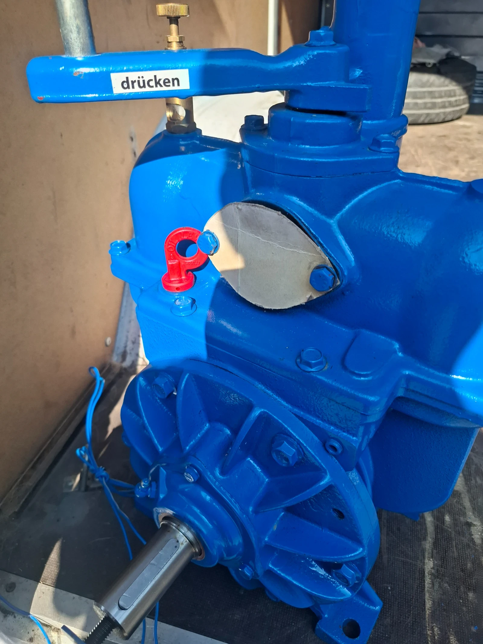 Avia 31 Цистерна , снимка 1 - Камиони - 54372000