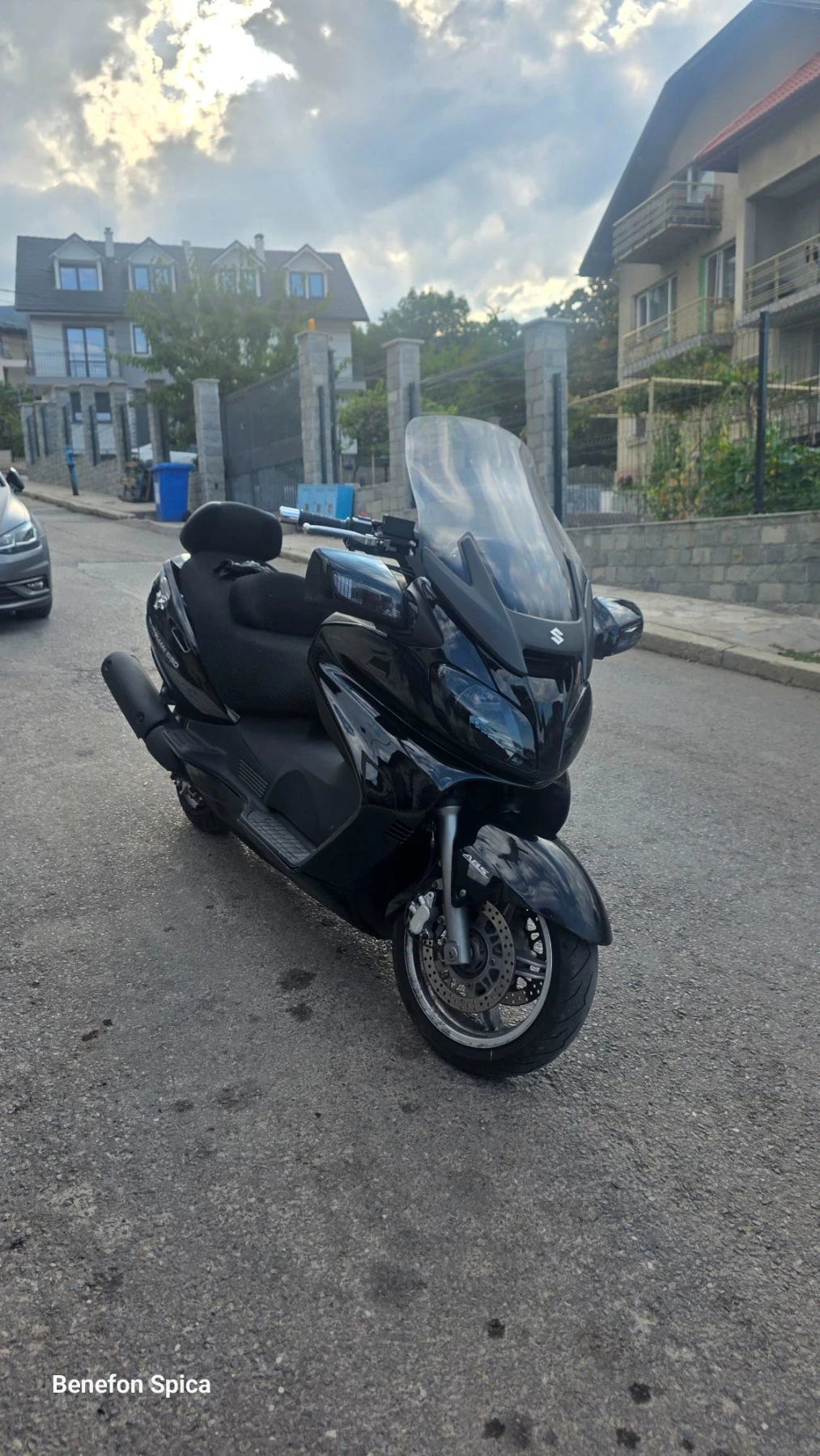 Suzuki Burgman ABS Executive 650
