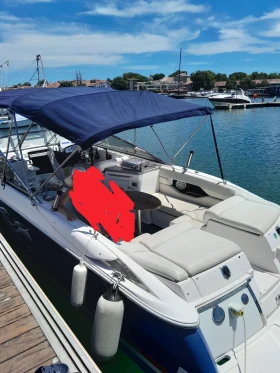 Моторна яхта Regal Regalcuddy 2850