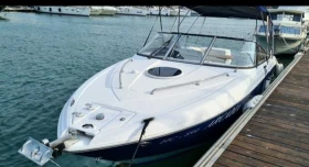 Моторна яхта Regal Regalcuddy 2850, снимка 3 - Воден транспорт - 53287764