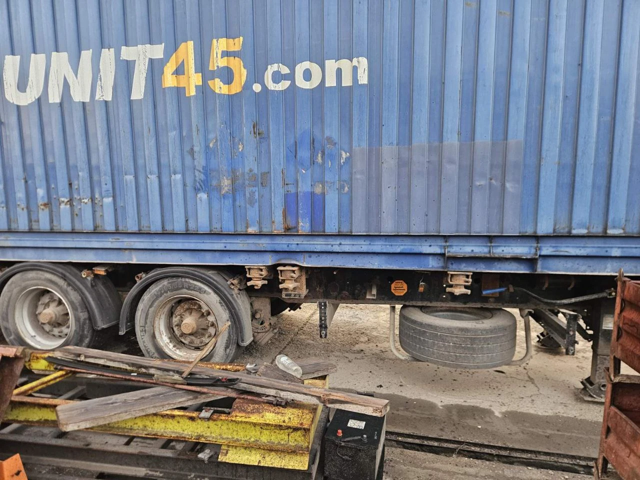 �� ������ KRONE | Mobile.bg � ����������� 3