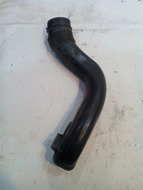 Въздуховод за Пежо 407 2.0HDI