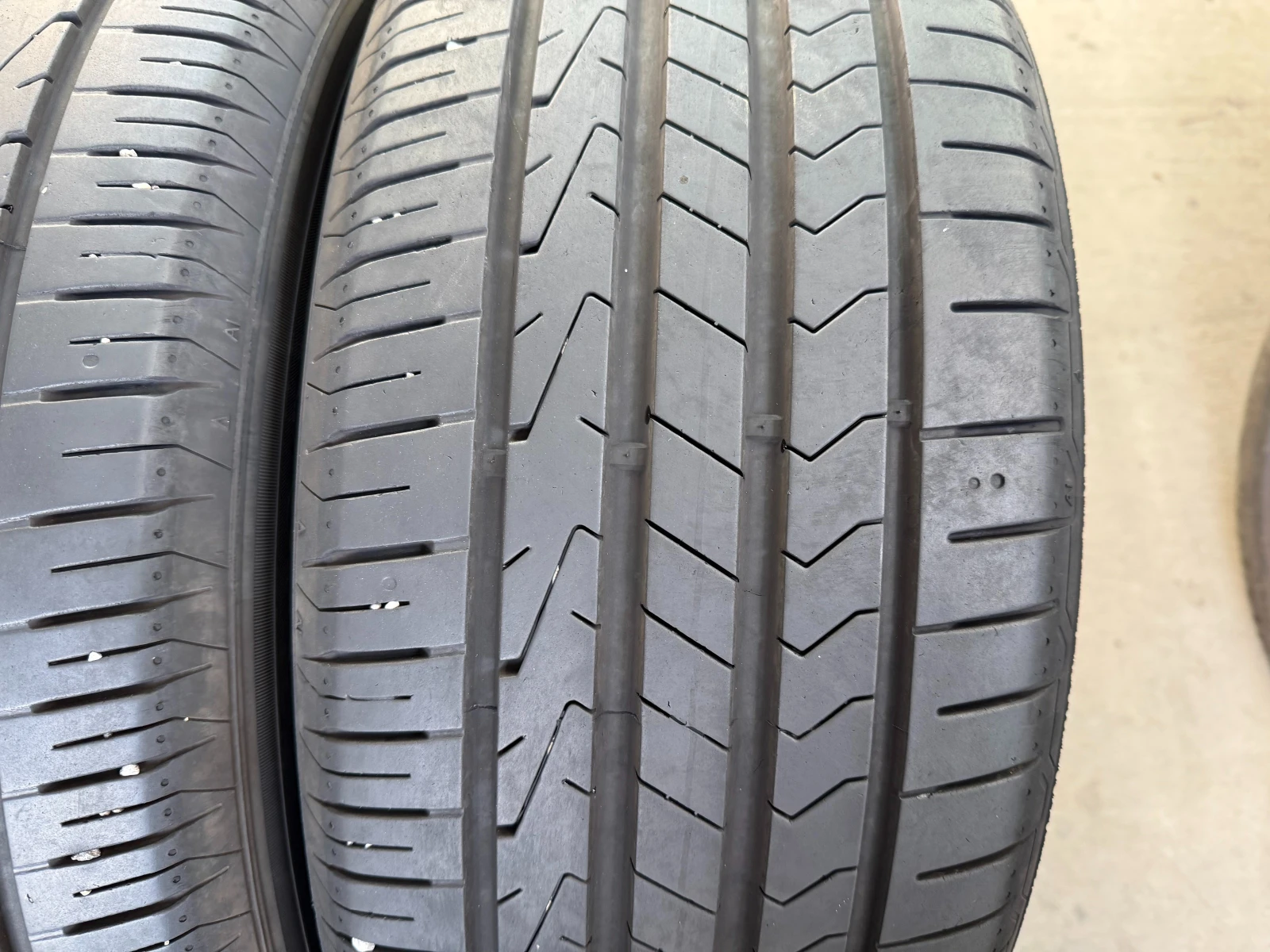 Гуми Летни 235/55R17, снимка 7 - Гуми и джанти - 54994626