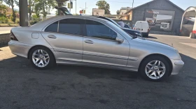 Mercedes-Benz C 220, снимка 15