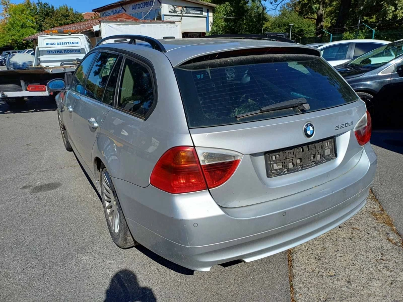 BMW 320 d Touring, снимка 2 - Автомобили и джипове - 47627666