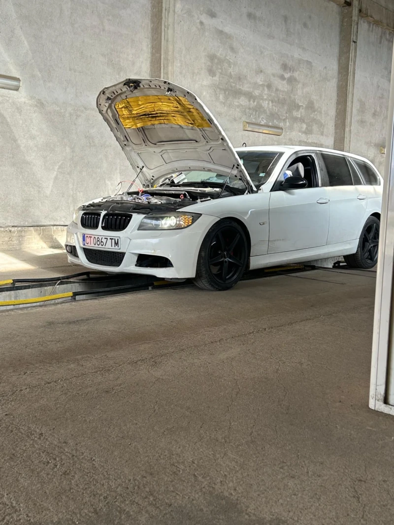 BMW 335 Комби, снимка 5 - Автомобили и джипове - 48552786