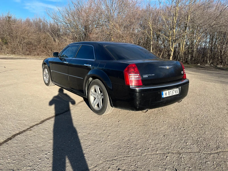 Chrysler 300c 3.0CRDI, снимка 3 - Автомобили и джипове - 48558167