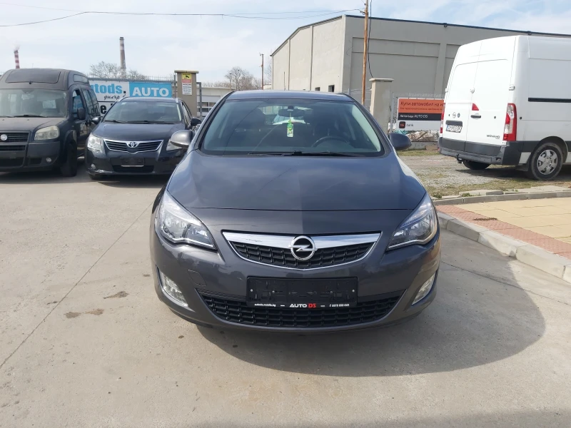 Opel Astra 1.4i-Gpl-Euro5B-6sk., снимка 2 - Автомобили и джипове - 49448000