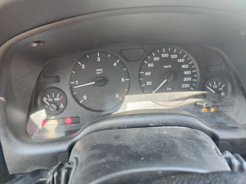 Opel Astra 2.0 82, снимка 4 - Автомобили и джипове - 49904204