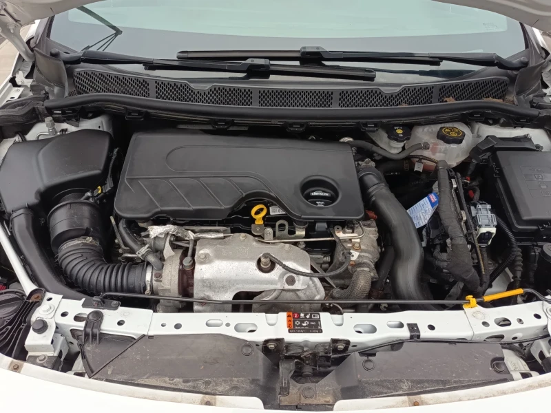 Opel Astra 1.6dti, снимка 14 - Автомобили и джипове - 51869665