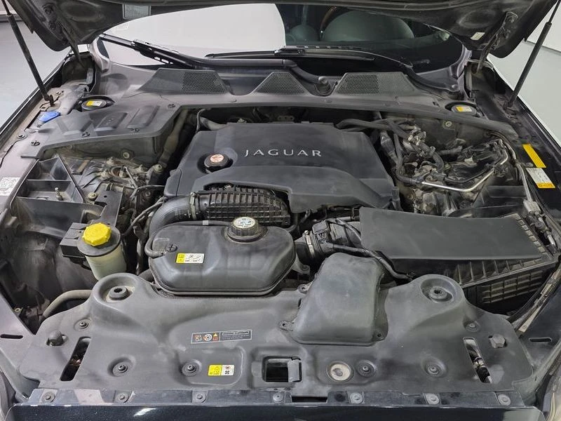 Jaguar Xj 3.0 Automatic, снимка 6 - Автомобили и джипове - 55926413