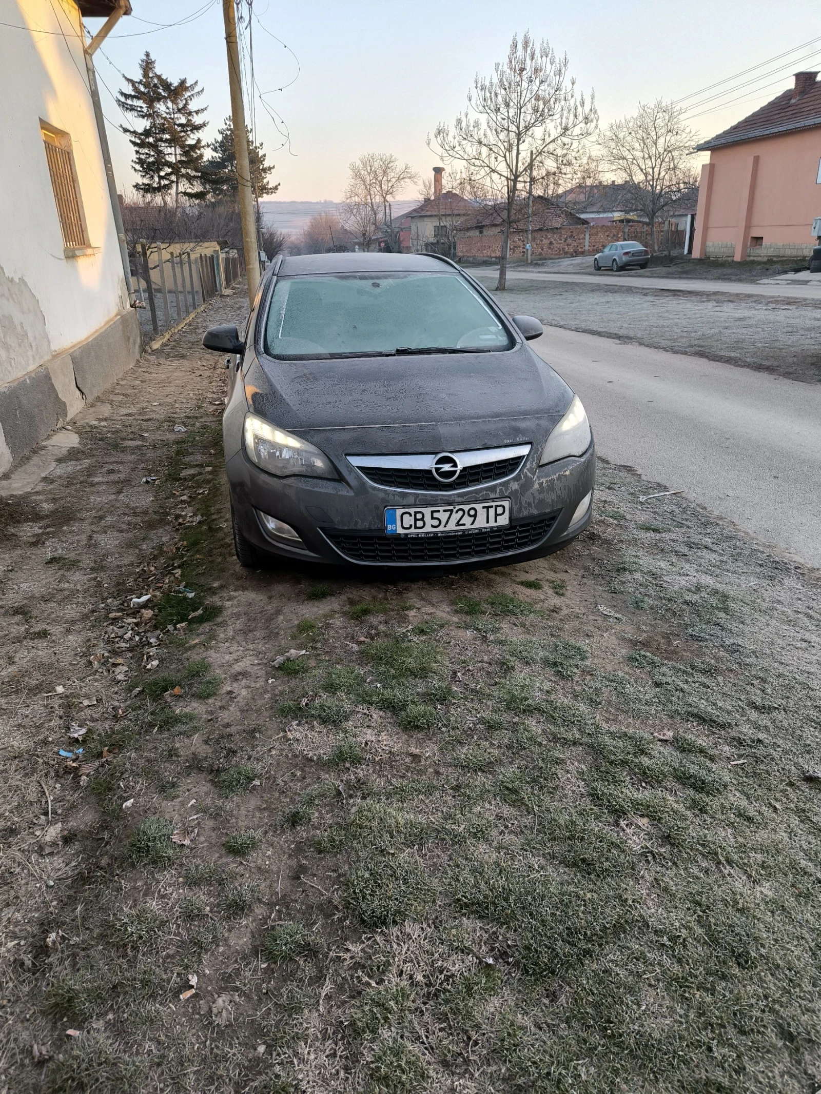 Opel Astra, снимка 1