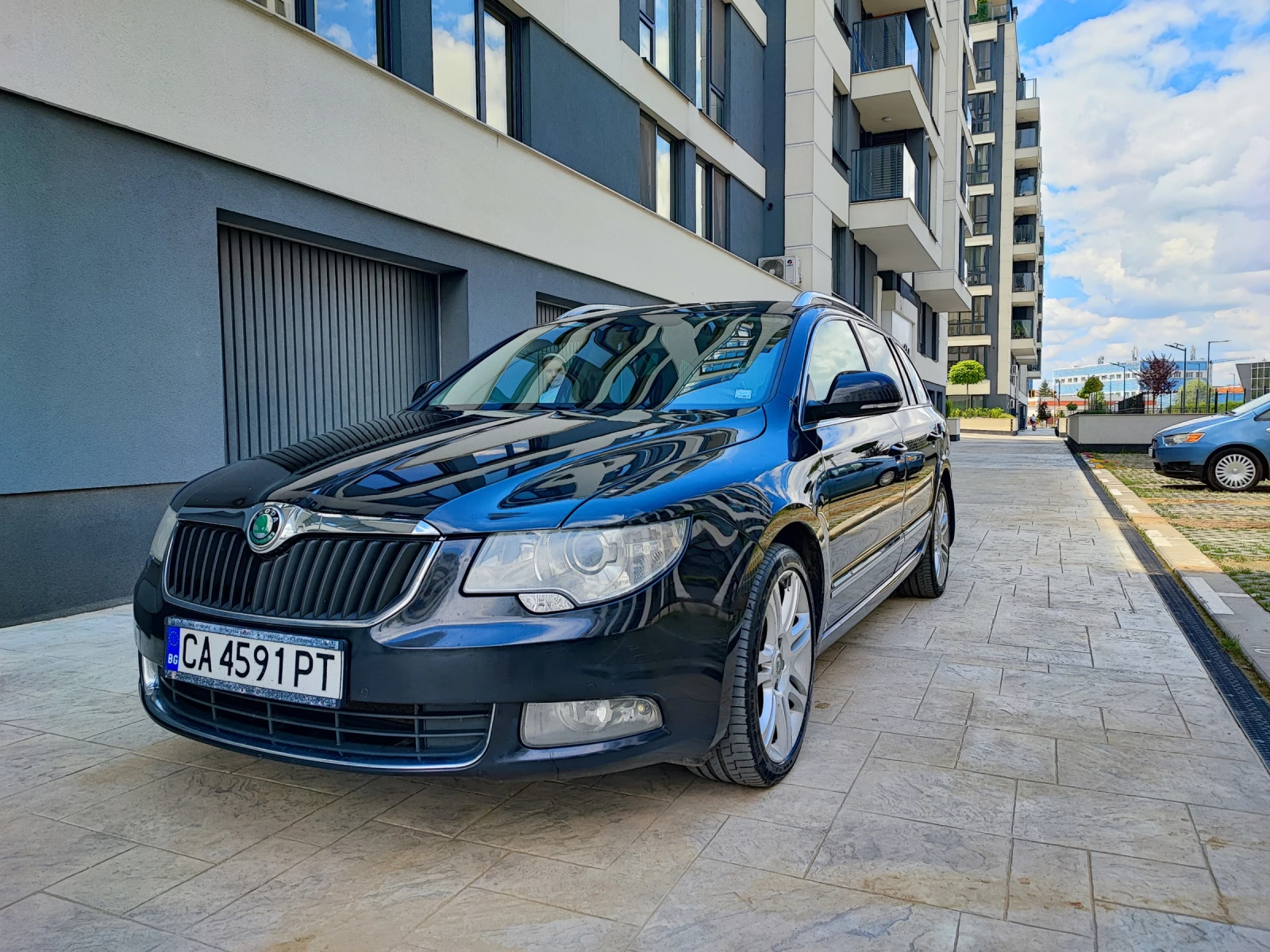 Skoda Superb 3.6 v6 - изображение 2