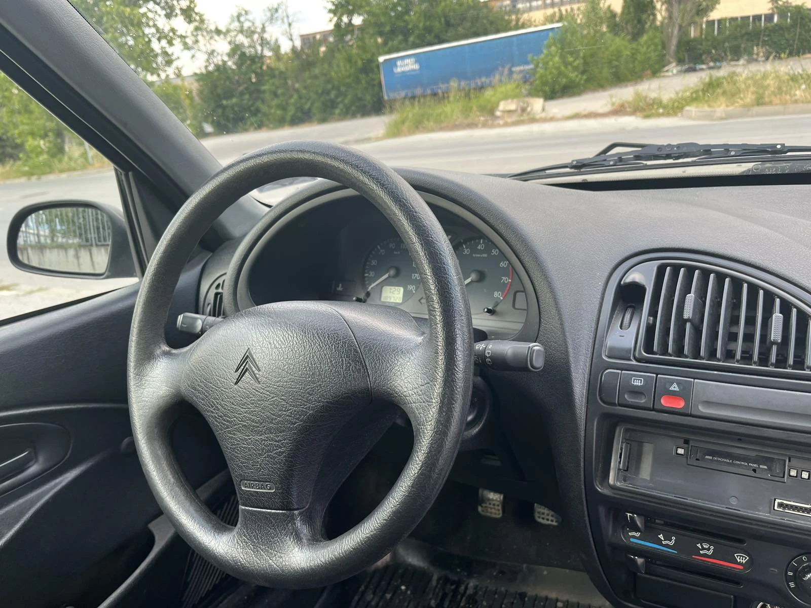 Citroen Saxo  - изображение 10