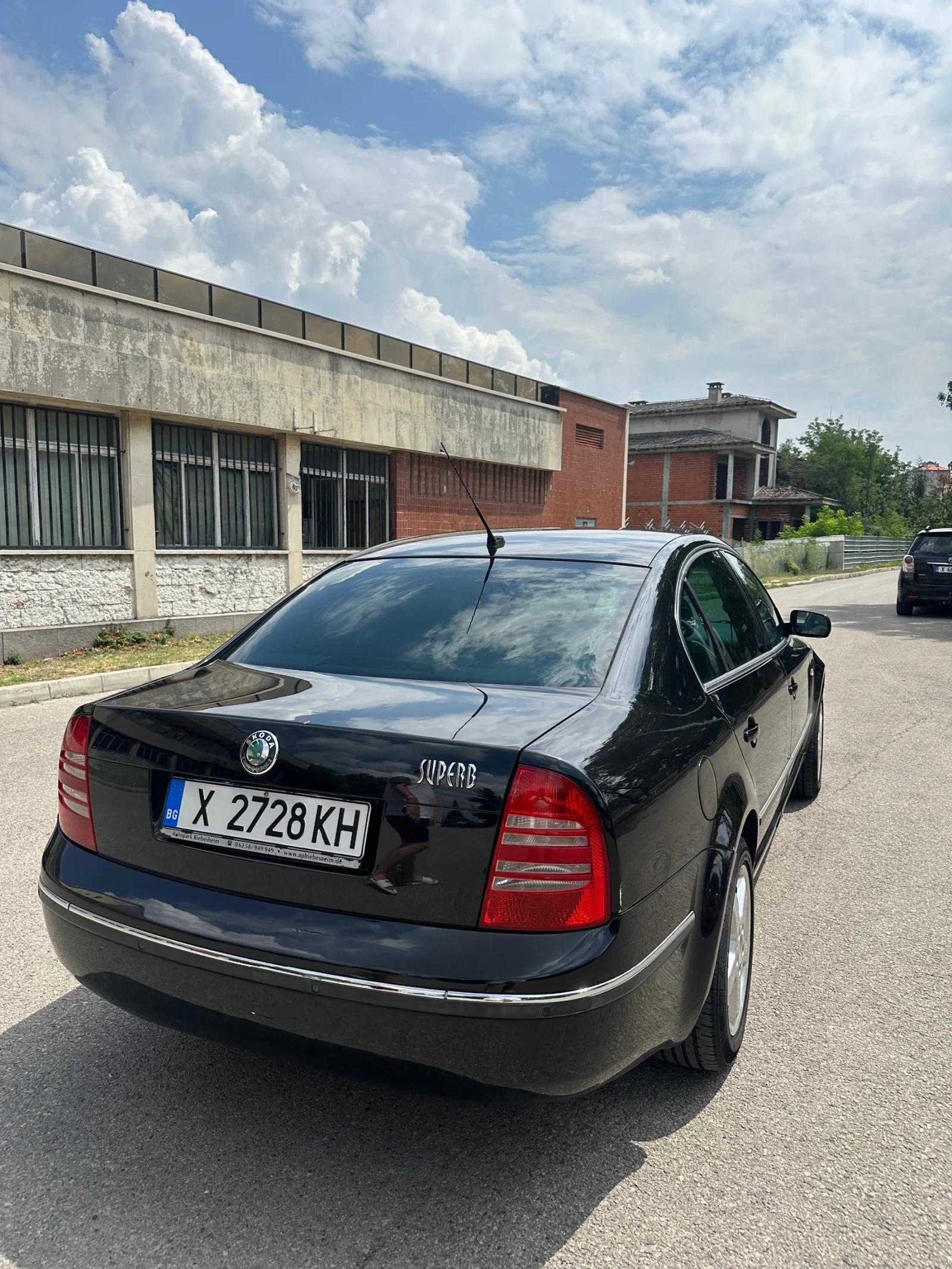 Skoda Superb 2.8I V6 - изображение 4
