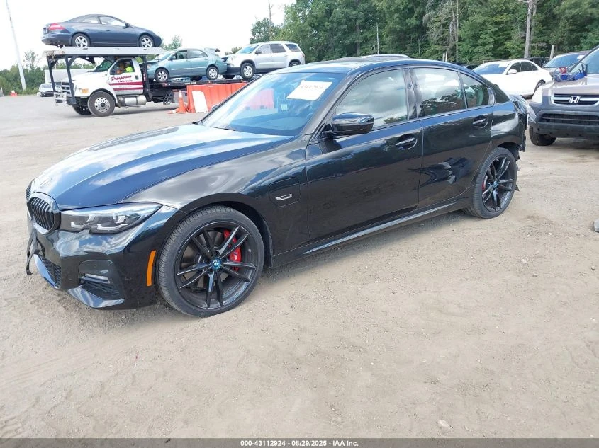 BMW 330 2.0L I-4 DI, DOHC, VVT, TURBO, 180HP All Wheel - изображение 2