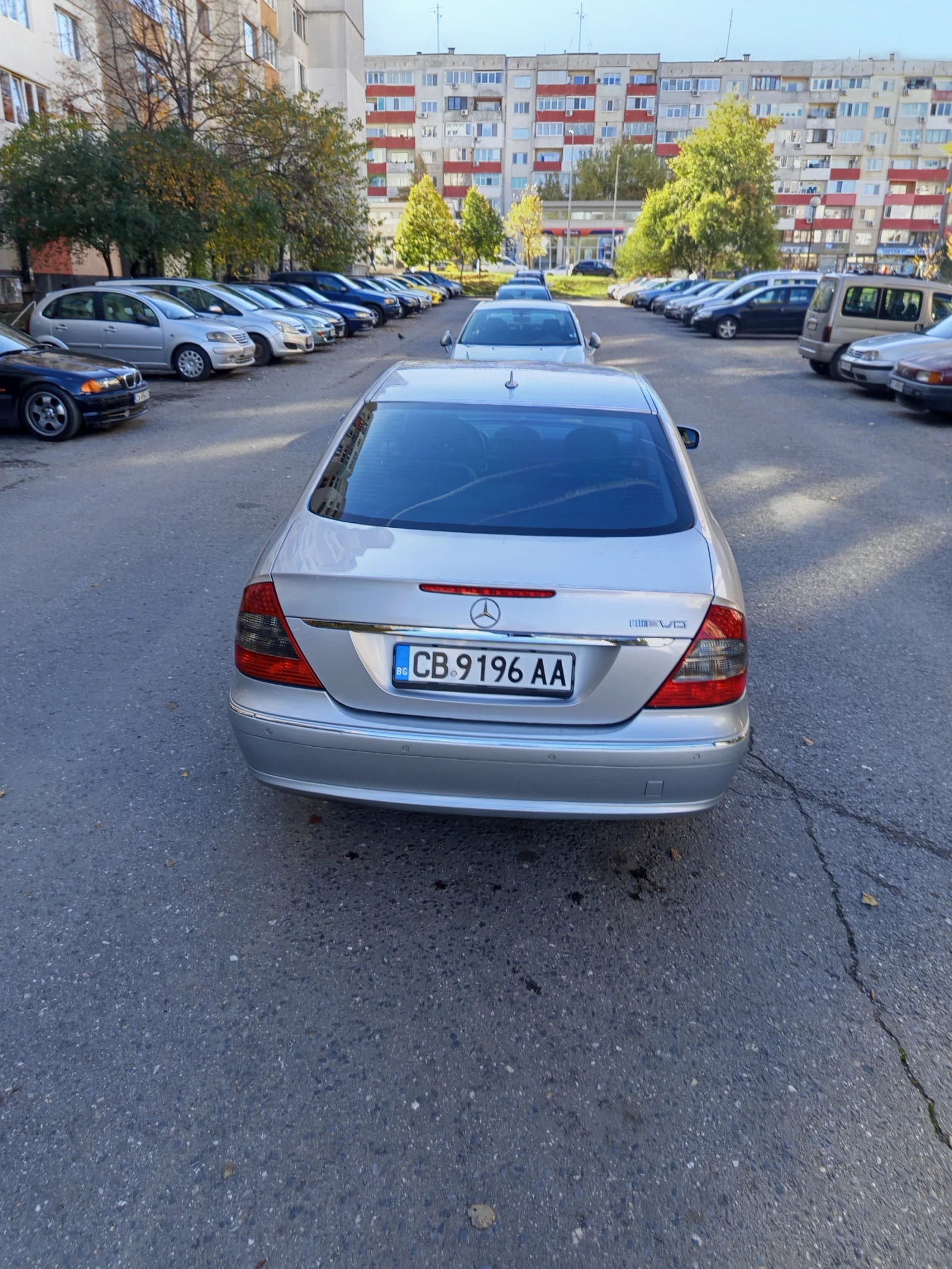 Mercedes-Benz E 220  - изображение 3