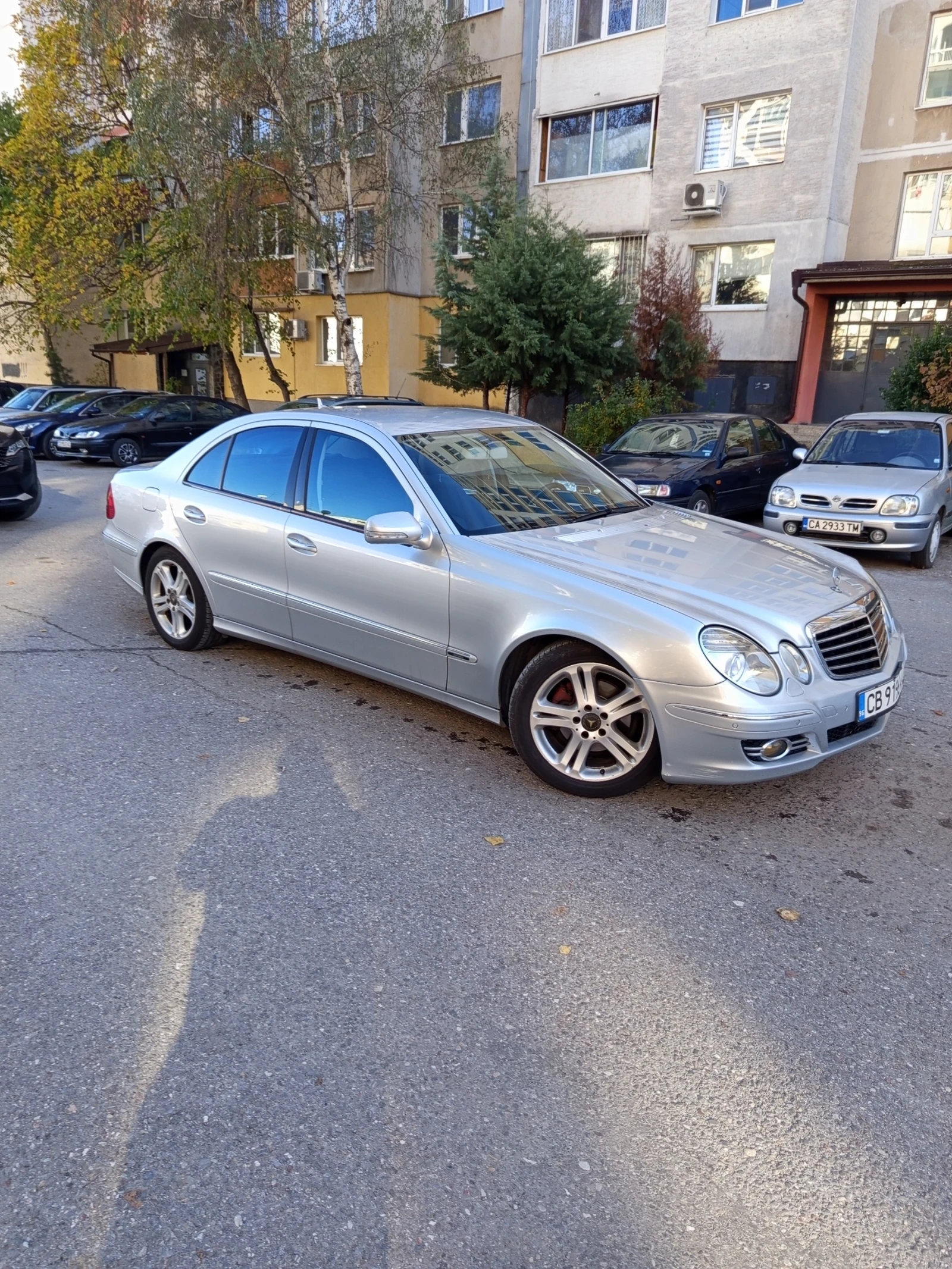 Mercedes-Benz E 220  - изображение 2
