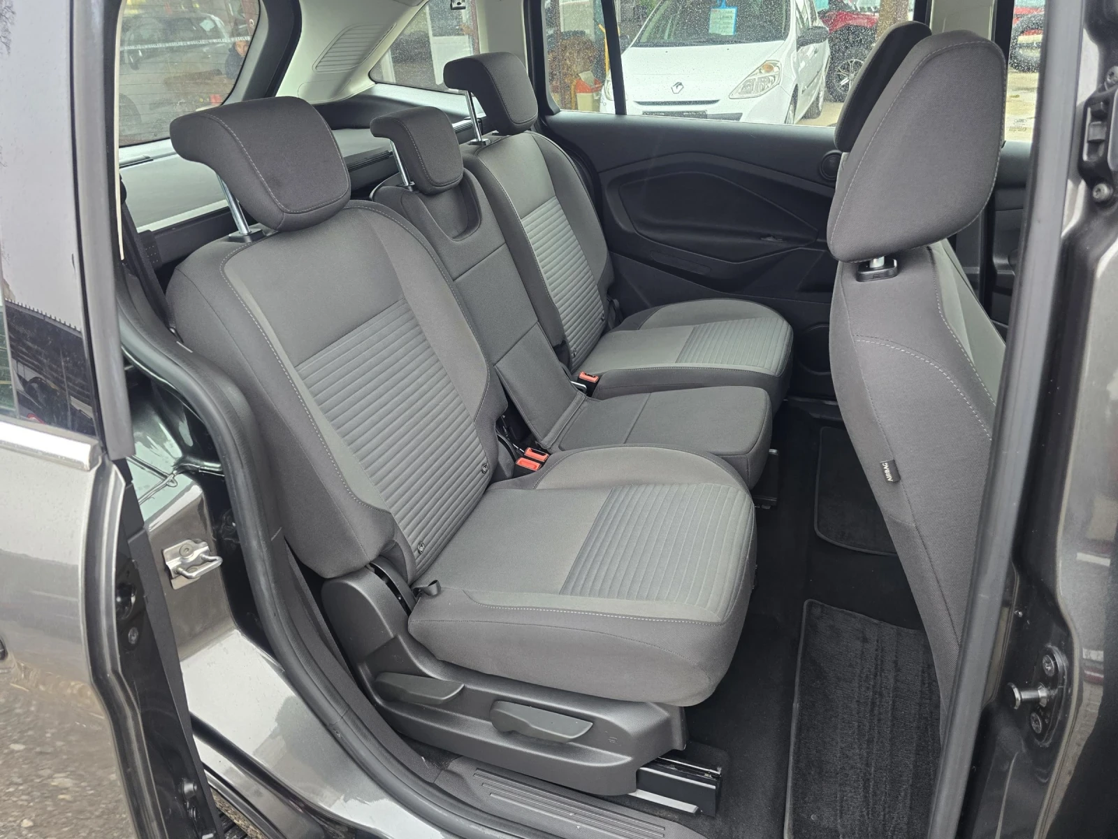 Ford Grand C-Max 1.5TDCI TITANIUM  - изображение 9