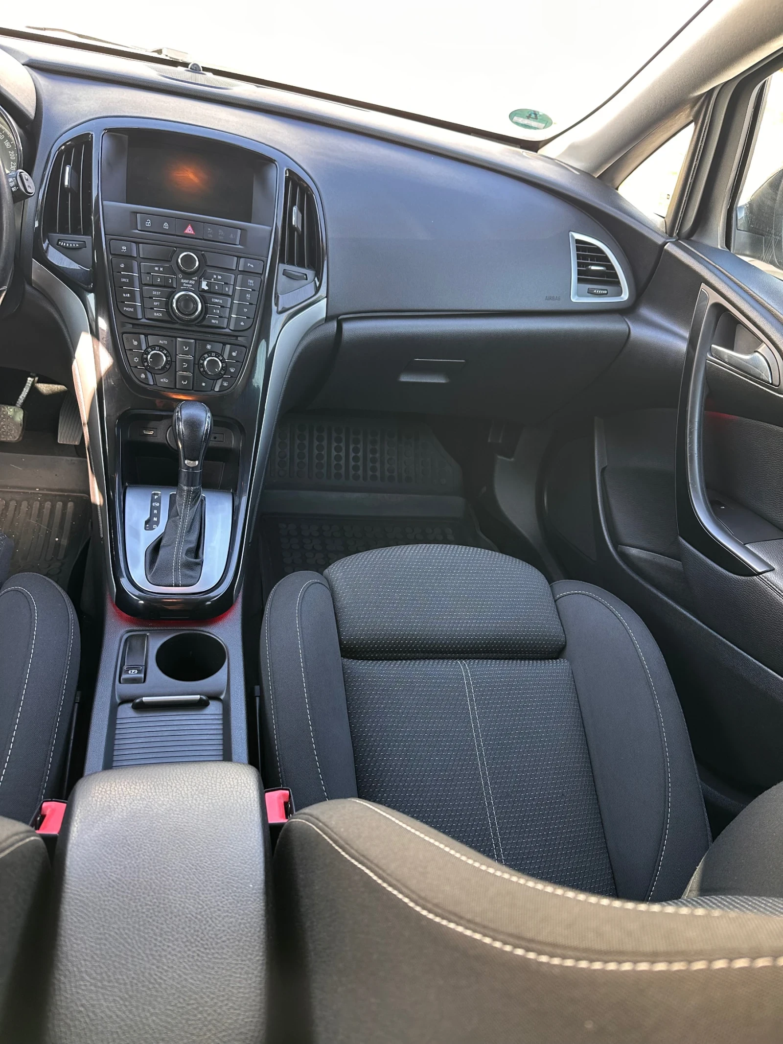 Opel Astra, снимка 7 - Автомобили и джипове - 54157609