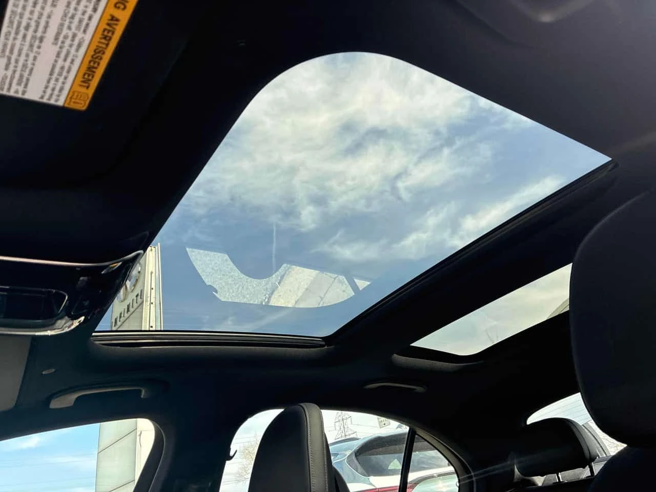 Mercedes-Benz C 300 /ПАНОРАМА/ПОДГРЕВИ/360 CAM, снимка 12 - Автомобили и джипове - 54161229