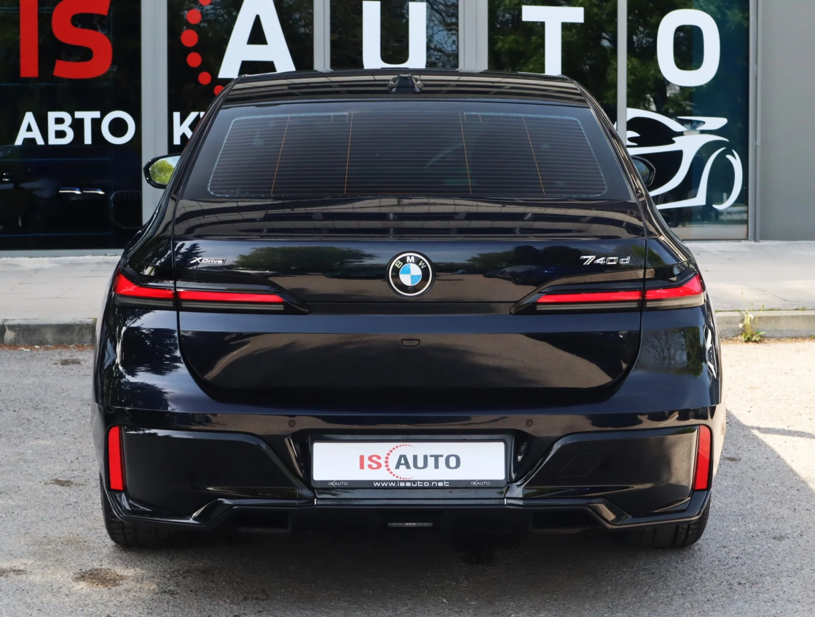 BMW 740 d/xDrive/Bowers&Wilkins/HuD/Панорама/Камера360, снимка 5 - Автомобили и джипове - 54180955