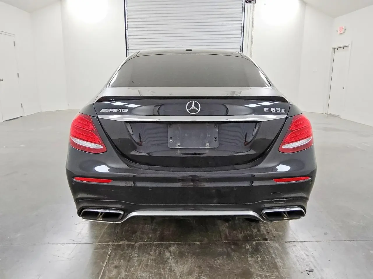 Mercedes-Benz E 63 AMG, снимка 2 - Автомобили и джипове - 54255050