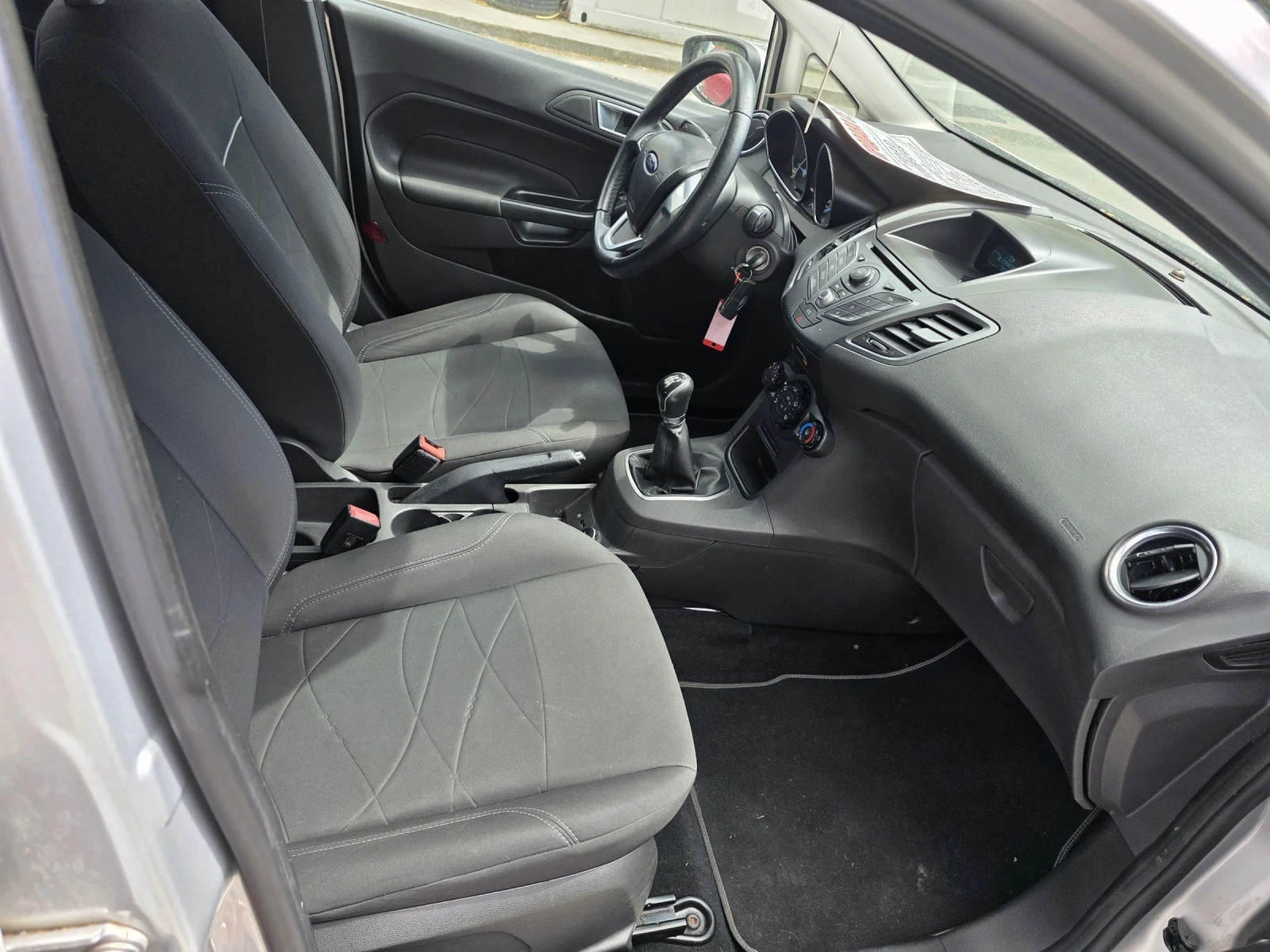 Ford Fiesta 1.25 82��. | Mobile.bg � ����������� 12