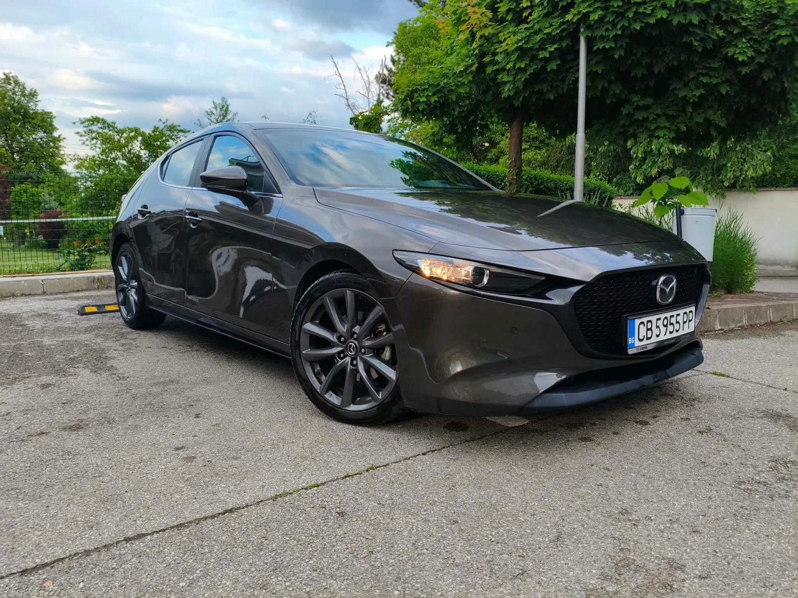 Mazda 3 Skyactiv-G 2.0, снимка 2 - Автомобили и джипове - 54623413