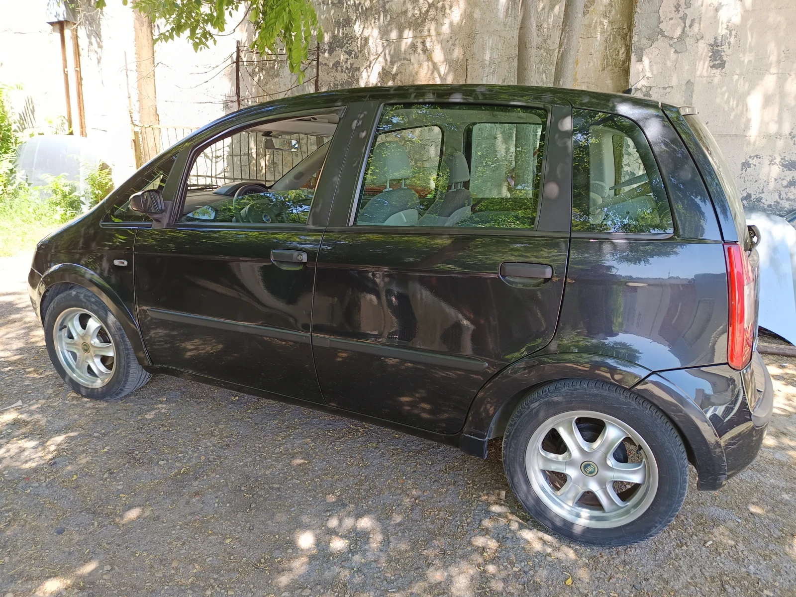 Fiat Idea, снимка 2 - Автомобили и джипове - 55046029
