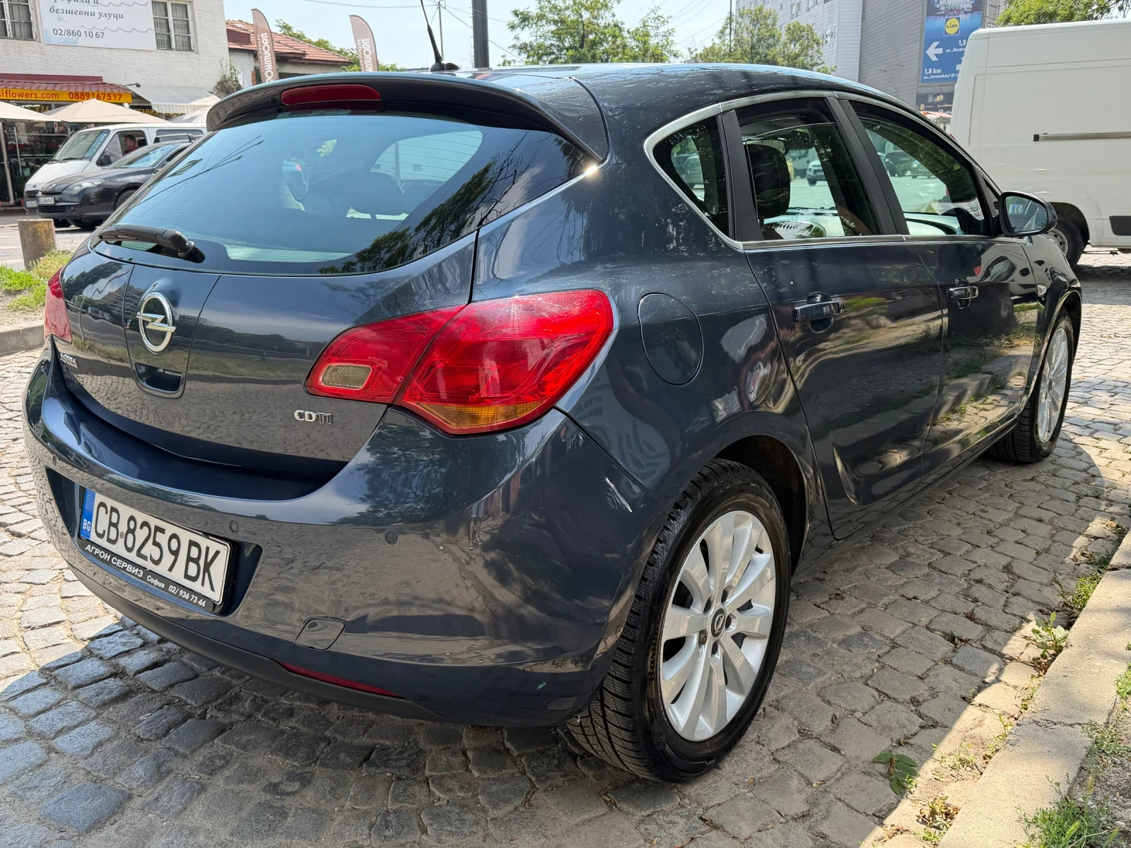 Opel Astra 1.7 дизел, снимка 5 - Автомобили и джипове - 55235916