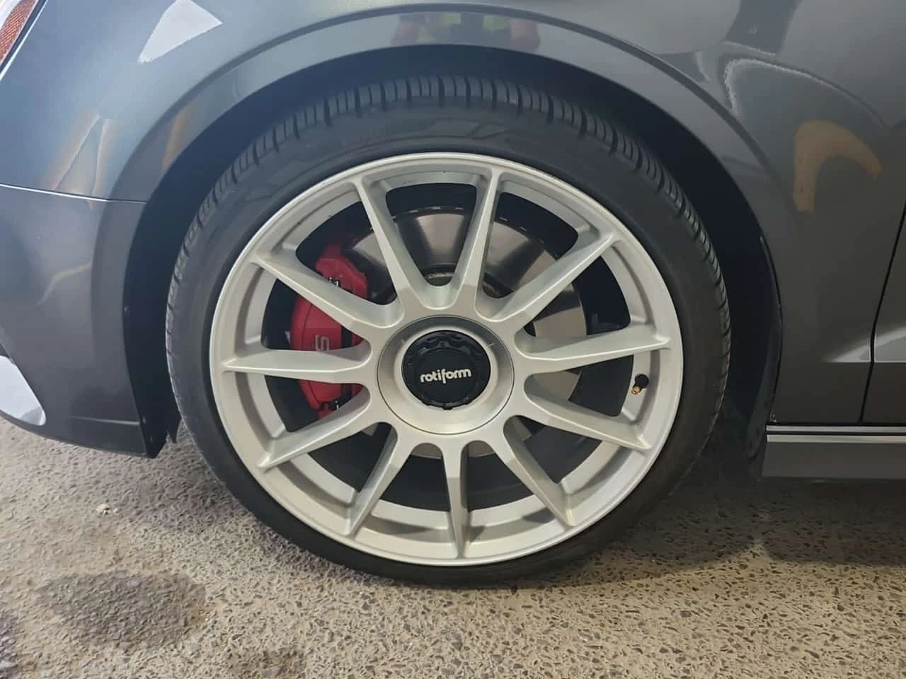 Audi S3  PROGRESSIV / АВТОКРЕДИТ / 2 ЧИФТА ДЖАНТИ+ ГУМИ , снимка 5 - Автомобили и джипове - 55446415