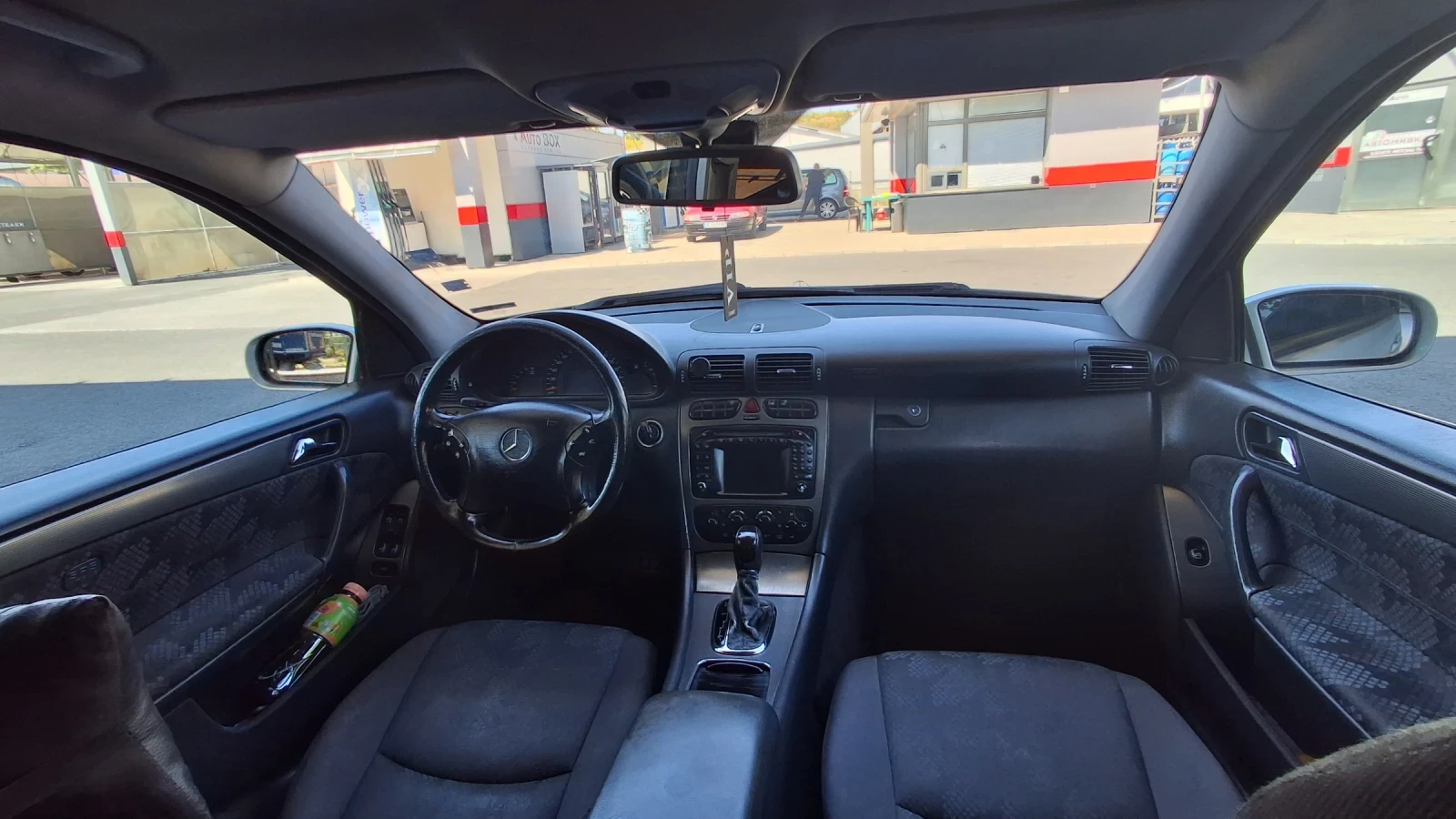 Mercedes-Benz C 220, снимка 7 - Автомобили и джипове - 55630224