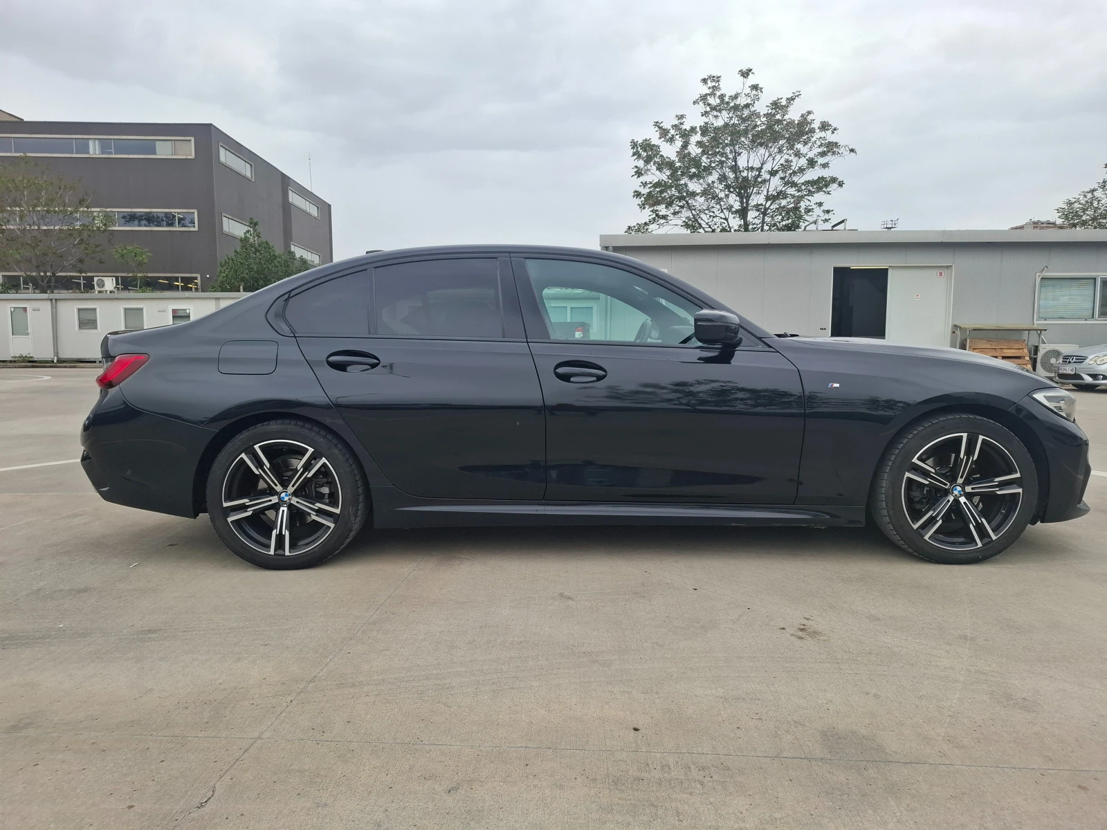 BMW 318 M-pack, снимка 4 - Автомобили и джипове - 55903681