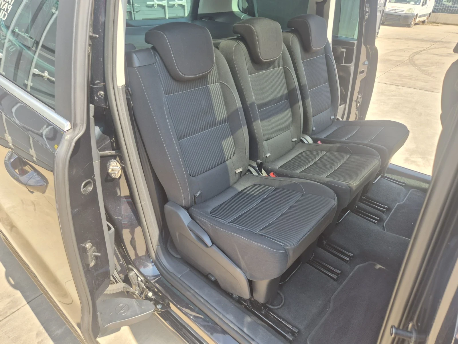 Seat Alhambra 2.0TDI, снимка 14 - Автомобили и джипове - 55968782