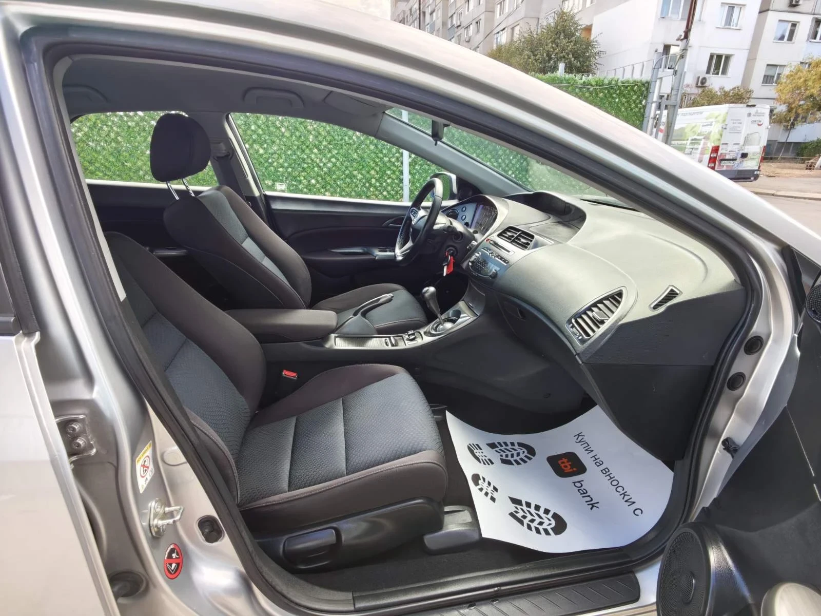 Honda Civic 1.4i-100к.с Elegance ГАЗ Парктроник 6-скорости, снимка 11 - Автомобили и джипове - 56210170