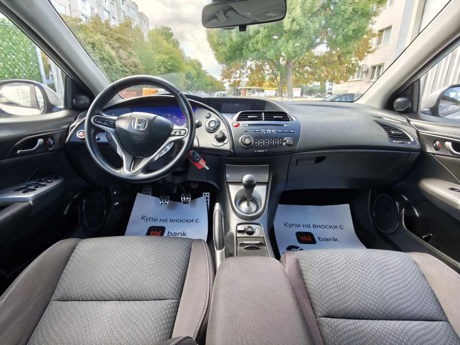 Honda Civic 1.4i-100к.с Elegance ГАЗ Парктроник 6-скорости, снимка 8 - Автомобили и джипове - 56210170