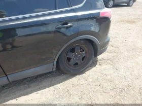 Toyota Rav4 2.5l Le, снимка 6