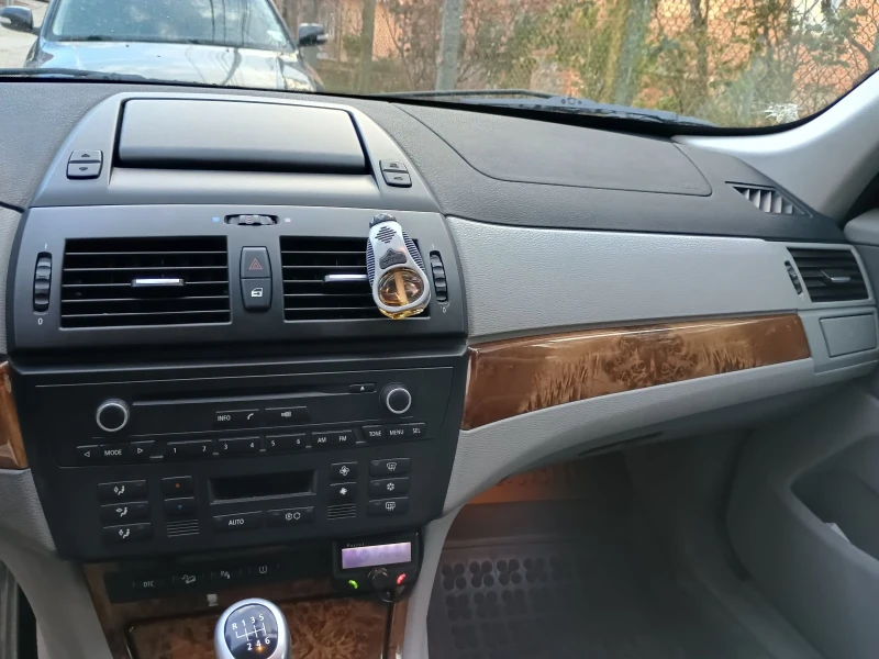 BMW X3, снимка 9 - Автомобили и джипове - 52291083