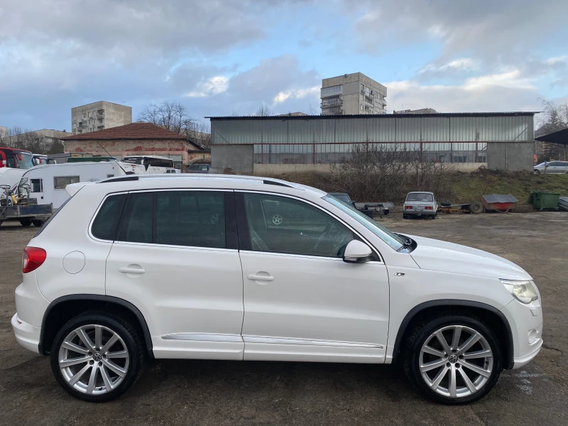 VW Tiguan R-LINE 2.0 TDI, снимка 3 - Автомобили и джипове - 53236989