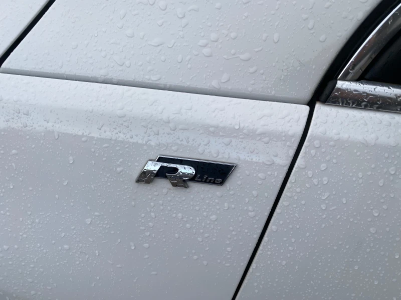 VW Tiguan R-LINE 2.0 TDI, снимка 6 - Автомобили и джипове - 53236989